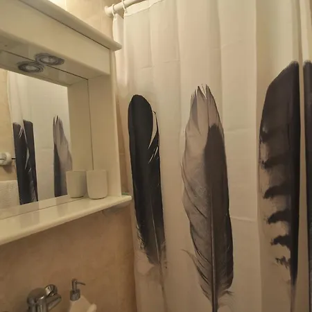 公寓 Charming Near Downtown