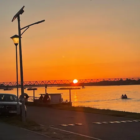 公寓 Charming Near Downtown *